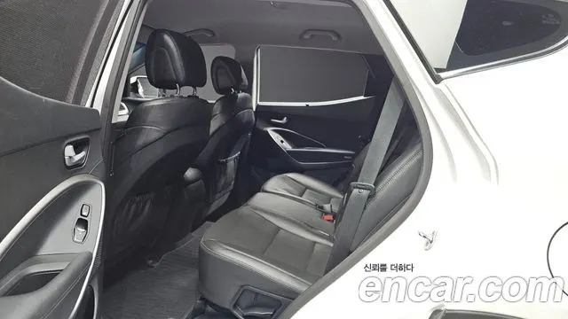 HYUNDAI SANTA FE 2016 — 167 883 км, белый, Корея — под ключ — фото 12