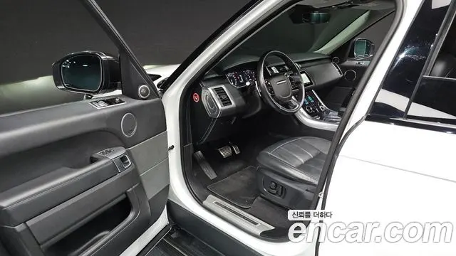 LAND ROVER RANGE ROVER SPORT 2019 — 115 318 км, белый, Корея — под ключ — фото 10