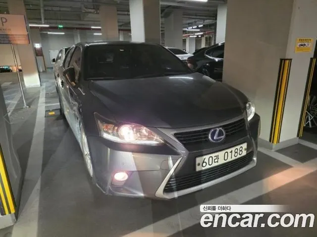 LEXUS CT200H 2016