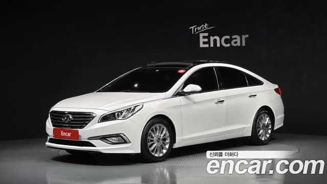 HYUNDAI SONATA 2017 — 123 653 км, белый, Корея — под ключ — фото 1