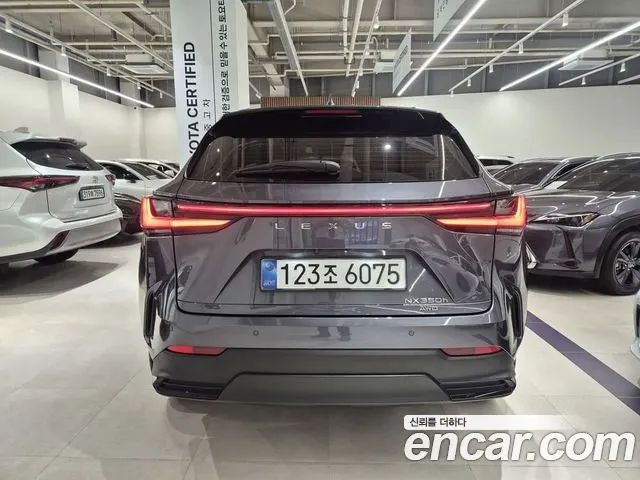 LEXUS NX350H 2025 — 4 223 км, серебристо-серый, Корея — под ключ — фото 4