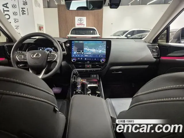 LEXUS NX350H 2025 — 4 223 км, серебристо-серый, Корея — под ключ — фото 7