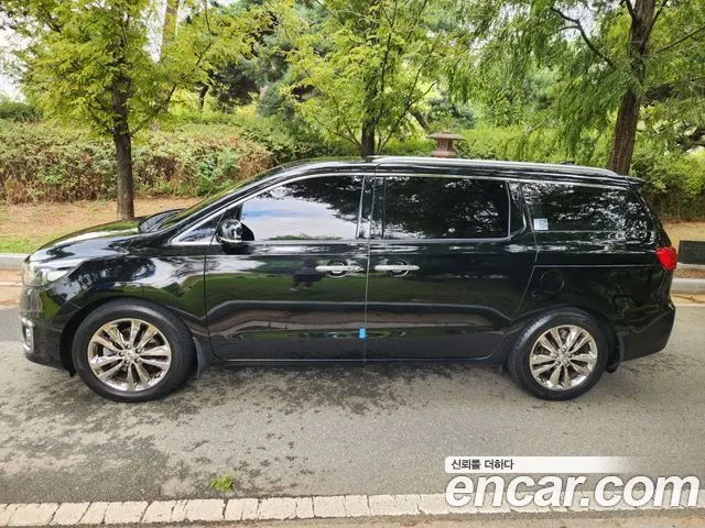 KIA CARNIVAL 2016 — 124 418 км, чёрный, Корея — под ключ — фото 3