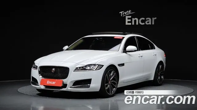 JAGUAR XF 2017