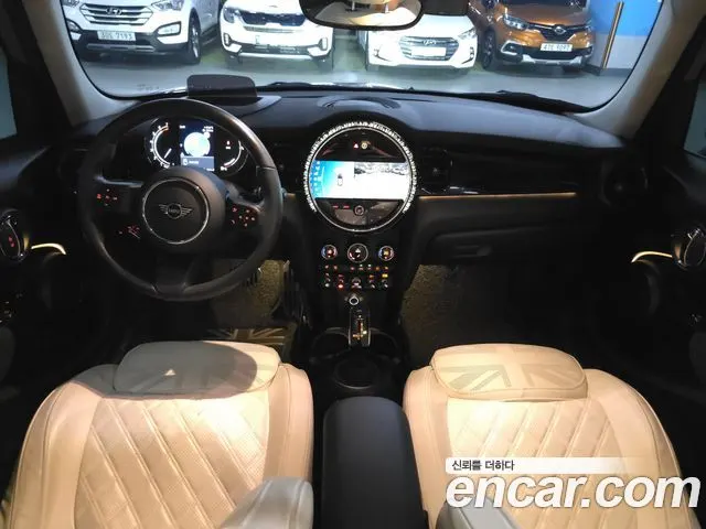 MINI COOPER 2024 — 20 230 км, серебристо-серый, Корея — под ключ — фото 7