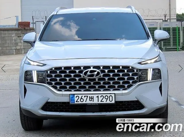 HYUNDAI SANTA FE 2021 — 152 427 км, белый, Корея — под ключ — фото 1