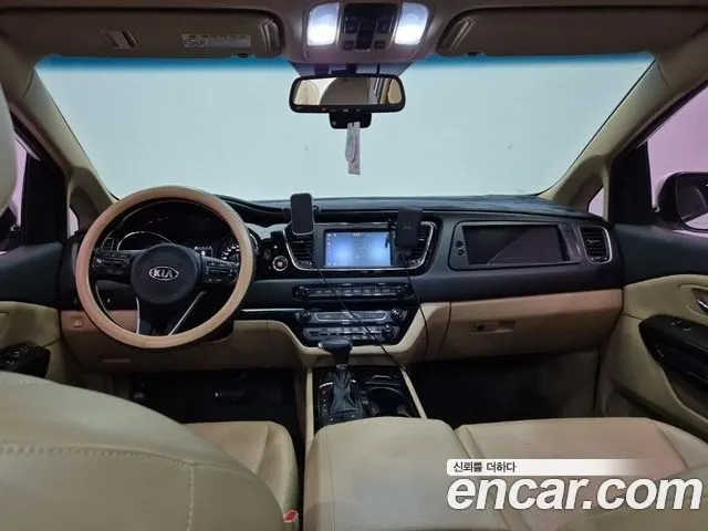 KIA CARNIVAL 2018 — 159 000 км, белый, Корея — под ключ — фото 7