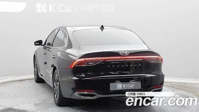 HYUNDAI GRANDEUR HYBRID 2022 — 73 215 км, чёрный, Корея — под ключ — фото 2