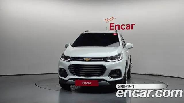 CHEVROLET TRAX 2019 — 92 578 км, белый, Корея — под ключ — фото 3