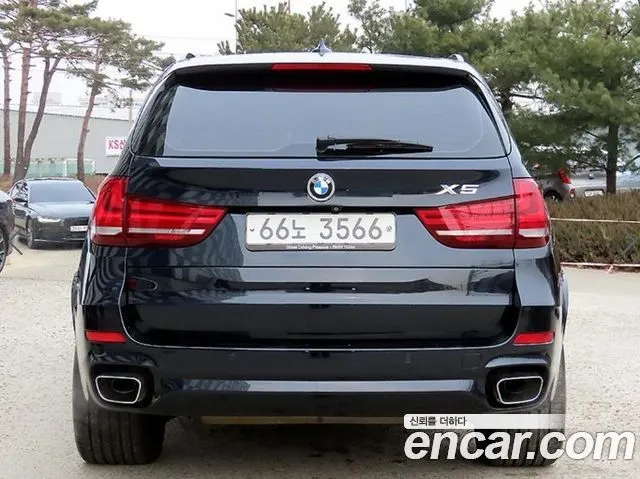 BMW X5 2015 — 112 126 км, чёрный, Корея — под ключ — фото 4
