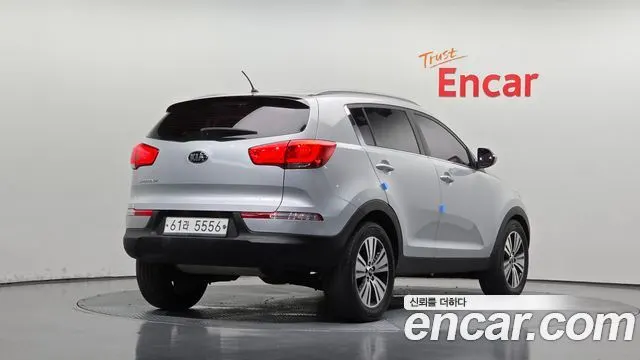 KIA SPORTAGE R 2015 — 135 951 км, серебристый, Корея — под ключ — фото 2