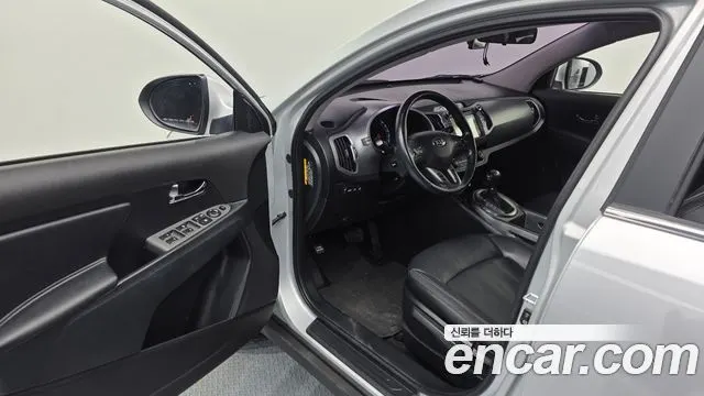 KIA SPORTAGE R 2015 — 135 951 км, серебристый, Корея — под ключ — фото 10