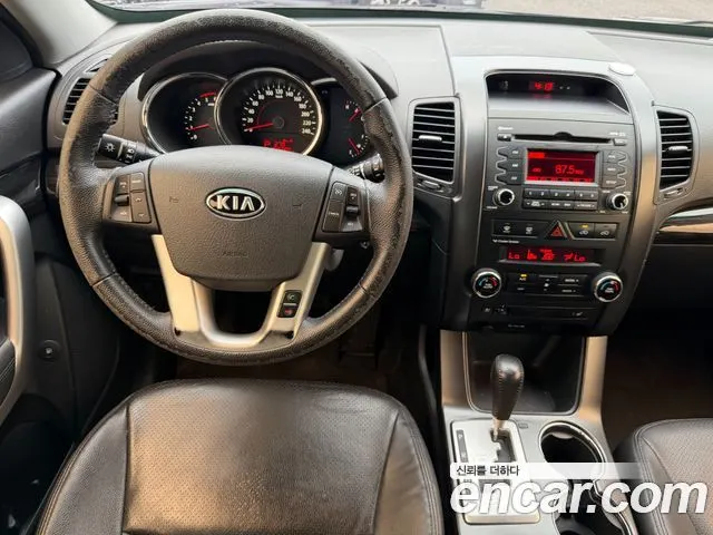 KIA SORENTO R 2010 — 168 380 км, чёрный, Корея — под ключ — фото 10