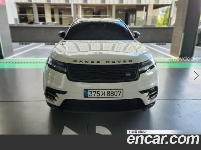 LAND ROVER RANGE ROVER VELAR 2025 — 29 364 км, белый, Корея — под ключ — фото 1