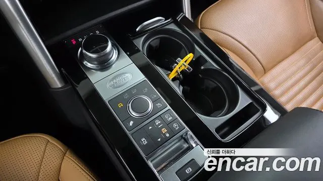 LAND ROVER DISCOVERY 5 2018 — 150 102 км, светло-золотистый, Корея — под ключ — фото 9