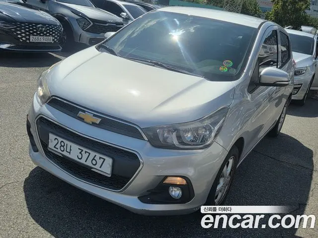 CHEVROLET SPARK 2016 — 105 720 км, серебристый, Корея — под ключ — фото 1