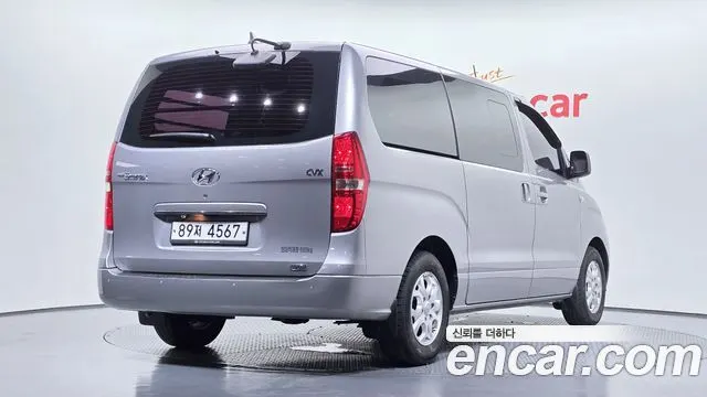 HYUNDAI GRAND STAREX 2013 — 162 707 км, серебристо-серый, Корея — под ключ — фото 2