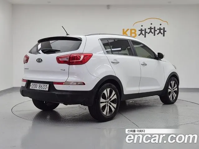 KIA SPORTAGE R 2012 — 197 807 км, белый, Корея — под ключ — фото 4