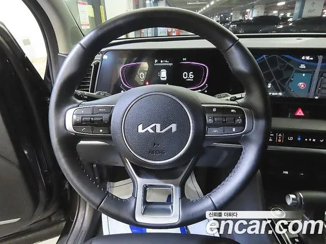 KIA SPORTAGE 2024 — 4 000 км, чёрный, Корея — под ключ — фото 9