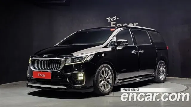 KIA CARNIVAL 2019 — 69 767 км, чёрный, Корея — под ключ — фото 1