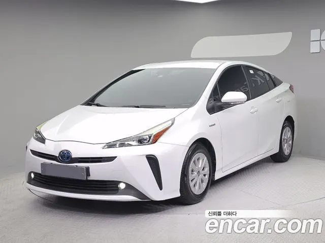 TOYOTA PRIUS 2022 — 72 591 км, белый, Корея — под ключ — фото 11