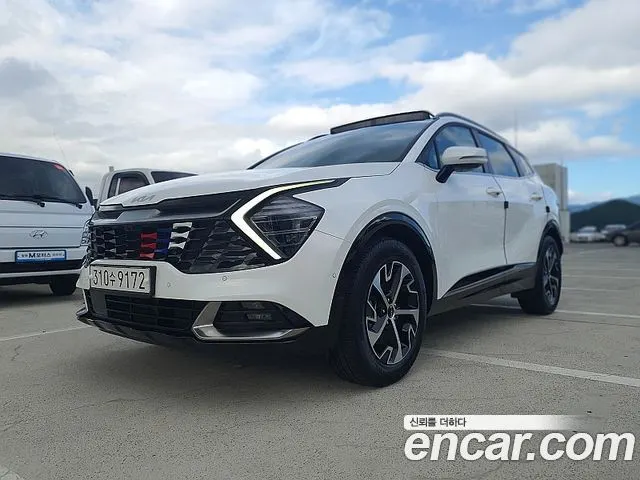 KIA SPORTAGE HYBRID 2024 — 10 523 км, белый, Корея — под ключ — фото 4