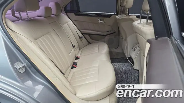 MERCEDES-BENZ E-CLASS W212 2015 — 202 225 км, серебристо-серый, Корея — под ключ — фото 12
