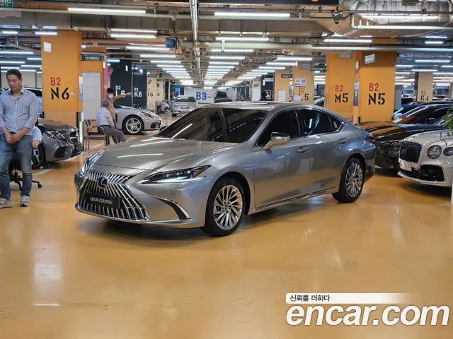 LEXUS ES300H 2026 — 7 565 км, светло-золотистый, Корея — под ключ — фото 11