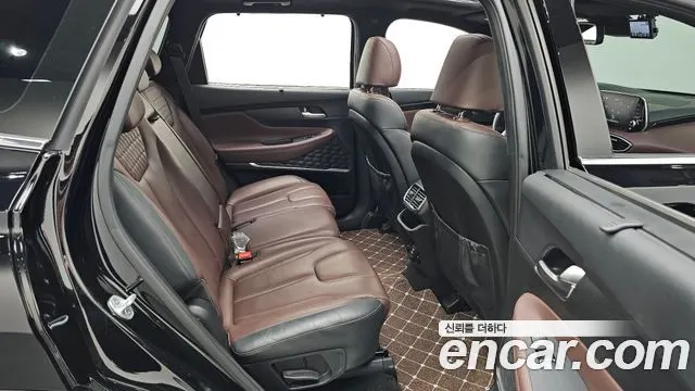 HYUNDAI SANTA FE 2019 — 106 331 км, чёрный, Корея — под ключ — фото 12