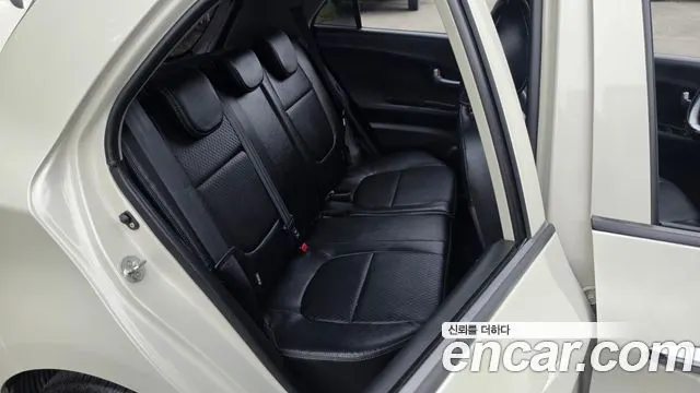 KIA MORNING 2015 — 124 983 км, белый-перламутр, Корея — под ключ — фото 12