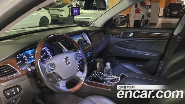 HYUNDAI EQUUS 2015 — 203 000 км, серебристо-серый, Корея — под ключ — фото 5