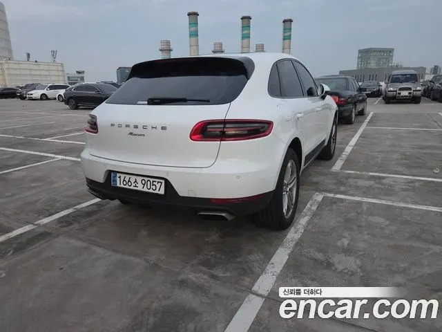 PORSCHE MACAN 2018 — 49 000 км, белый, Корея — под ключ — фото 3