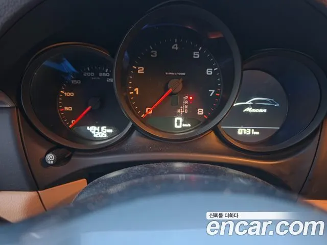 PORSCHE MACAN 2018 — 49 000 км, белый, Корея — под ключ — фото 8