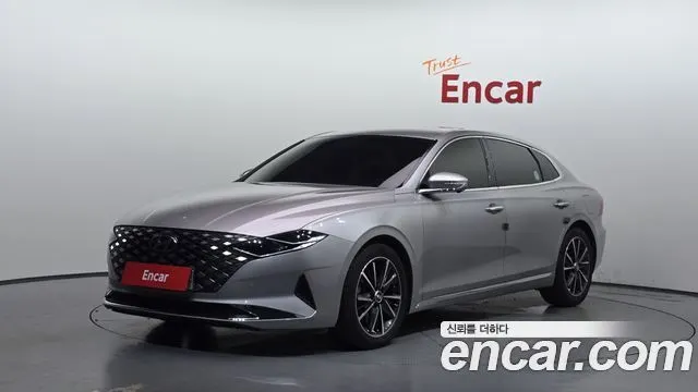 HYUNDAI GRANDEUR 2020 — 65 921 км, серебристо-серый, Корея — под ключ — фото 1