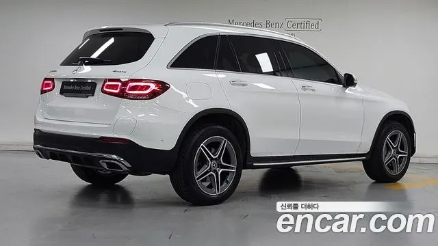 MERCEDES-BENZ GLC-CLASS X253 2022 — 50 381 км, белый, Корея — под ключ — фото 2