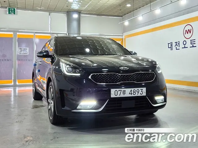 KIA NIRO 2018 — 98 939 км, синий, Корея — под ключ — фото 3
