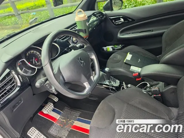 CITROEN DS3 CABRIO 2018 — 70 000 км, белый, Корея — под ключ — фото 1