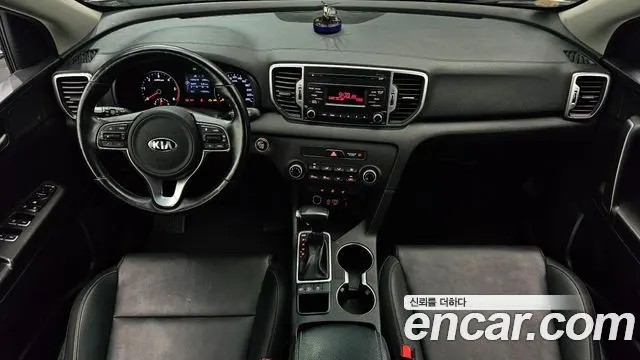 KIA SPORTAGE 2018 — 173 589 км, белый, Корея — под ключ — фото 7