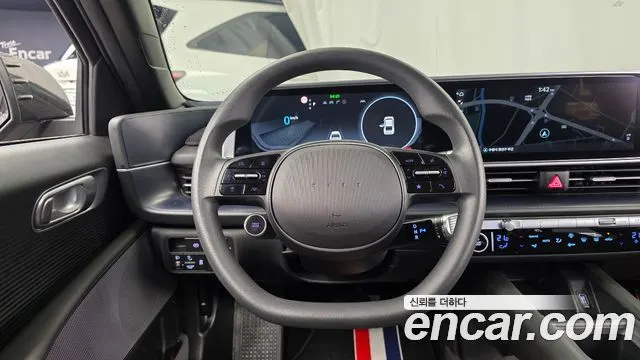 HYUNDAI IONIQ 6 2023 — 41 503 км, тёмно-зелёный, Корея — под ключ — фото 12