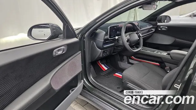 HYUNDAI IONIQ 6 2023 — 41 503 км, тёмно-зелёный, Корея — под ключ — фото 10
