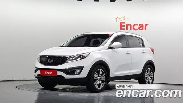 KIA SPORTAGE R 2014 — 128 020 км, белый, Корея — под ключ — фото 1