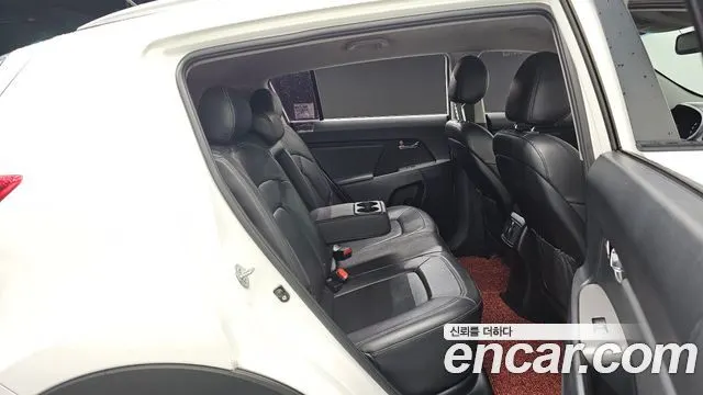 KIA SPORTAGE R 2014 — 128 020 км, белый, Корея — под ключ — фото 11