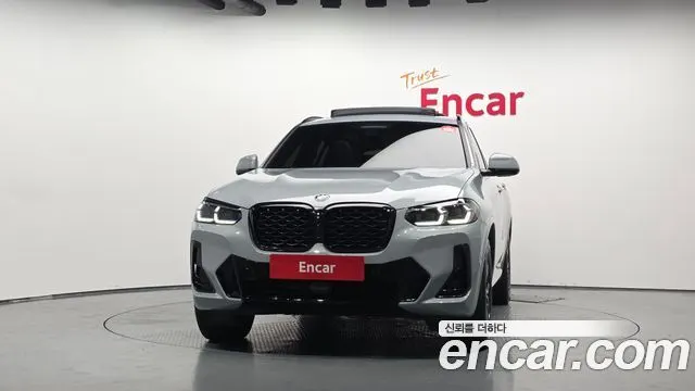 BMW X4 2023 — 32 280 км, светло-серебристый, Корея — под ключ — фото 3