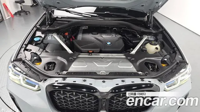 BMW X4 2023 — 32 280 км, светло-серебристый, Корея — под ключ — фото 6