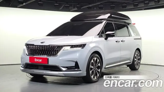 KIA CARNIVAL 2021 — 92 315 км, светло-серебристый, Корея — под ключ — фото 1