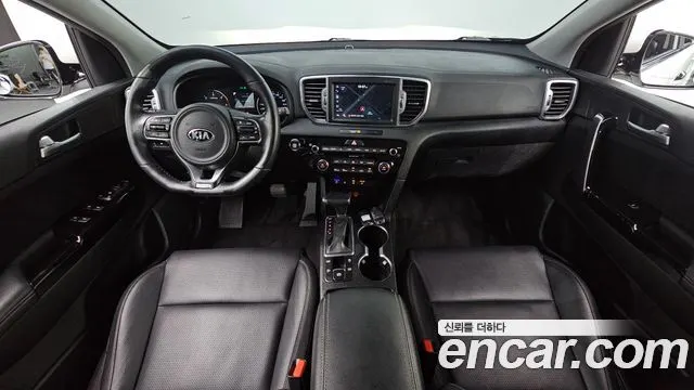 KIA SPORTAGE 2018 — 149 805 км, белый, Корея — под ключ — фото 7