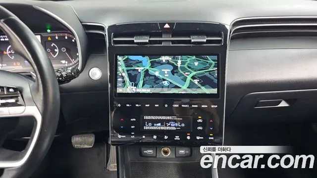 HYUNDAI TUCSON 2023 — 10 315 км, серебристо-серый, Корея — под ключ — фото 12