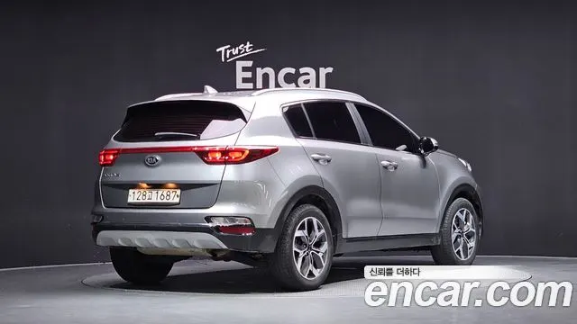 KIA SPORTAGE THE BOLD 2020 — 120 009 км, серебристо-серый, Корея — под ключ — фото 2