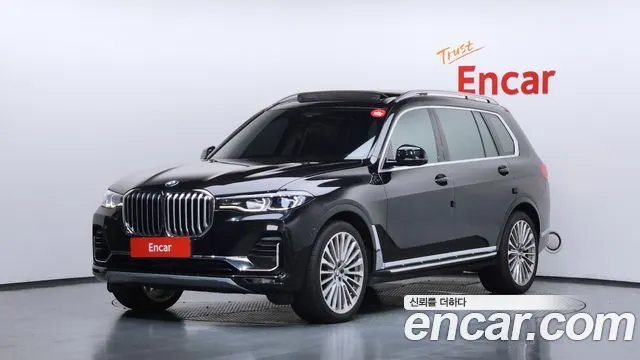 BMW X7 2021 — 123 755 км, чёрный, Корея — под ключ — фото 1