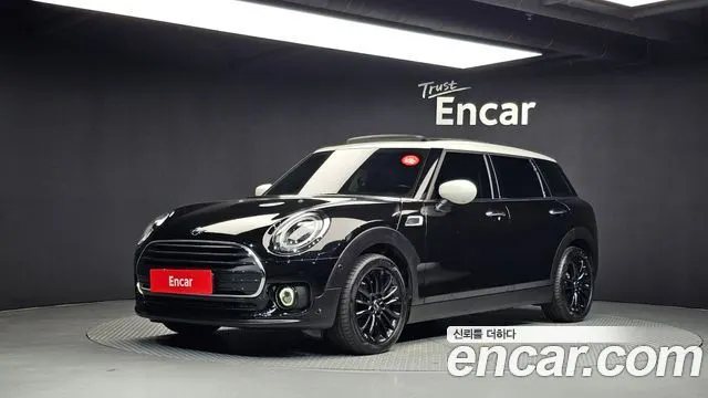 MINI COOPER CLUBMAN 2021 — 57 764 км, чёрный, Корея — под ключ — фото 1